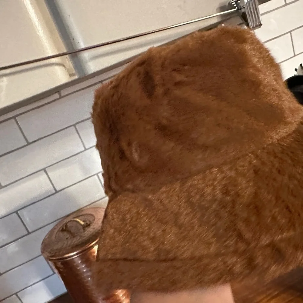 COPY - Fur bucket hat. Adjustable New